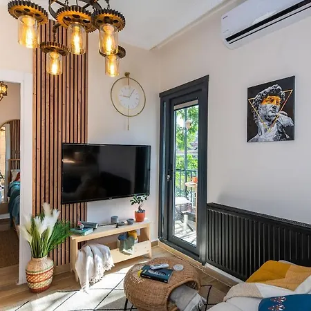 Otto Enjoy Relax 30 Sec To Taksim Bathtub Апартаменты Стамбул