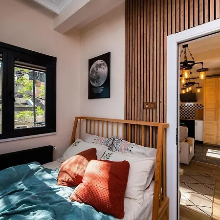 Apartment Otto Enjoy Relax 30 Sec To Taksim Bathtub *