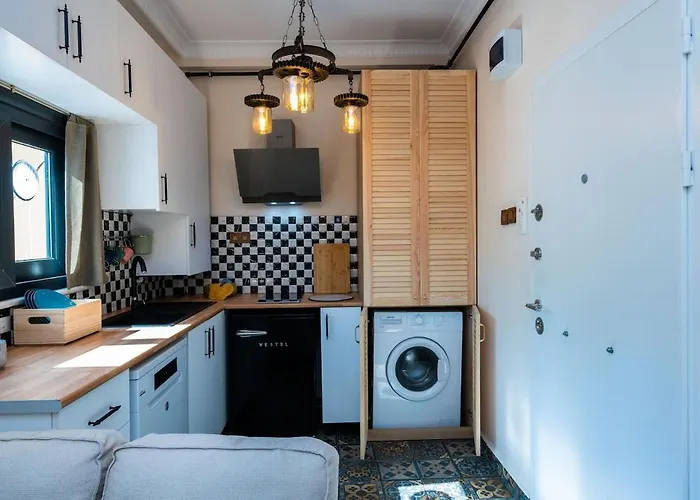 Otto Enjoy Relax 30 Sec To Taksim Bathtub Apartmán *